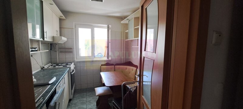 Vanzare apartament 3 camere in rondul Alba Iulia adiacent